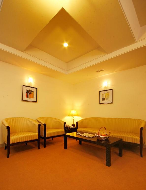 Ambience Executive Hotel Pimpri-Chinchwad Phòng bức ảnh